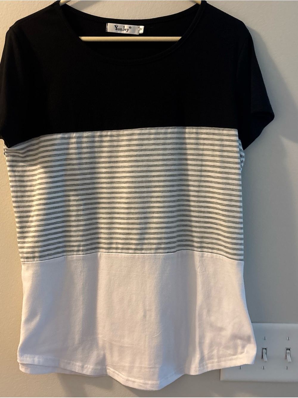 Yunjey Colorblock Stripe Short-Sleeve Top - Black, Gray, White